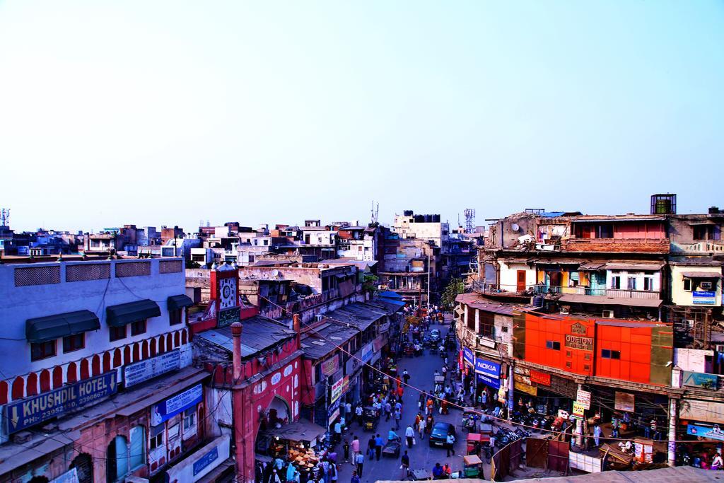 Hotel Wall City New Delhi Exterior photo