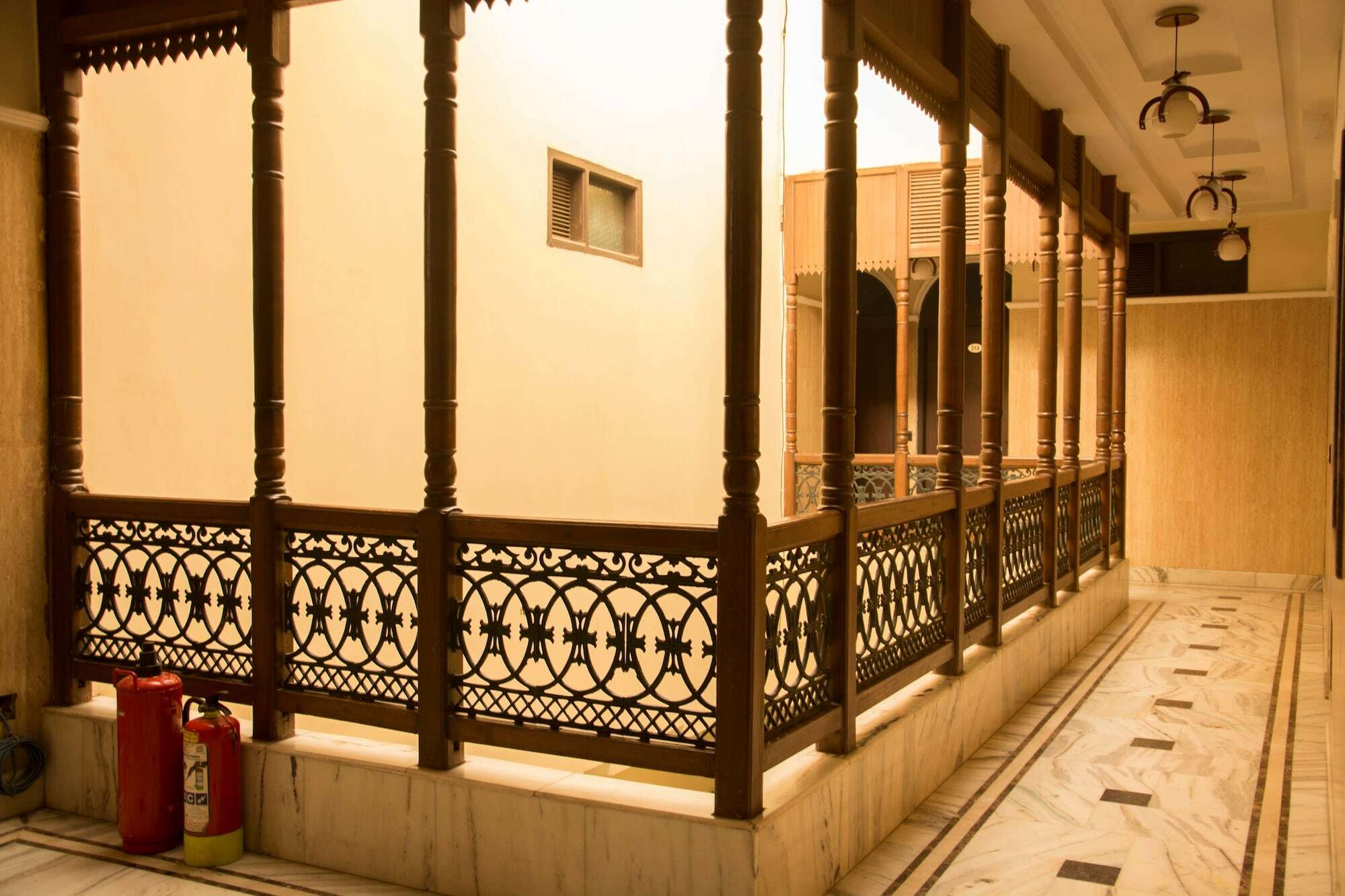 Hotel Wall City New Delhi Exterior photo